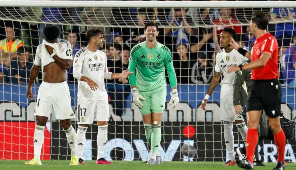 断伤势不重, 成单刀 断伤势不重, 成单刀